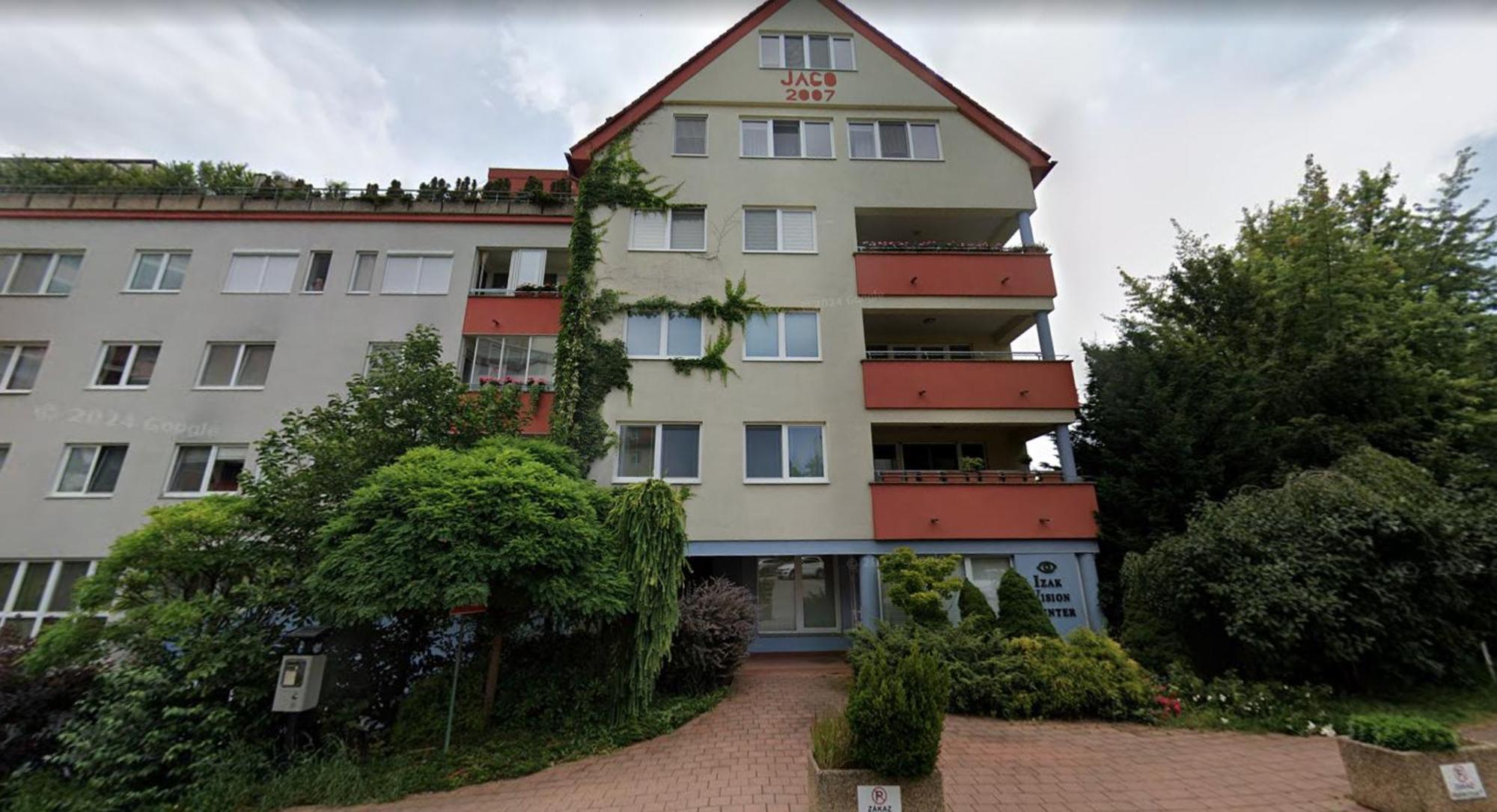 Alure Residences 2 & 24H Self Check-In, Parking In The Garage In The Apartment Building Included, New Building, Terrace, Green Location With A Forest Park With A Lake, Children'S Playground 班斯卡-比斯特里察 外观 照片